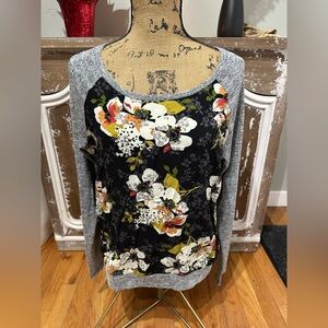 Ladies Medium Kut From the Kloth Shirt Blouse